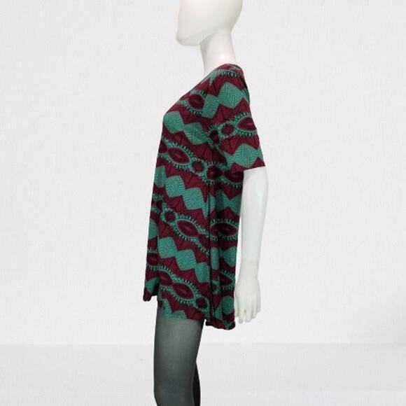 LuLaRoe Perfect-T Women's Red / Green Diamond Pattern T-Shirt, Size: Small, New - Picture 4 of 8